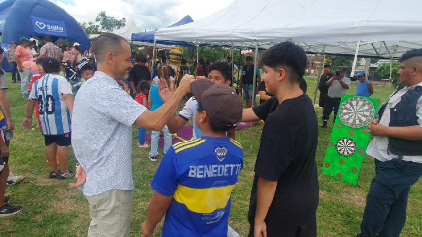 Las familias de zona oeste disfrutaron de una tarde de diversión con “Volvamos a la plaza”
