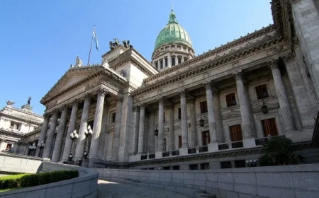 Diputados y senadores nacionales se aumentaron un 30% los sueldos
