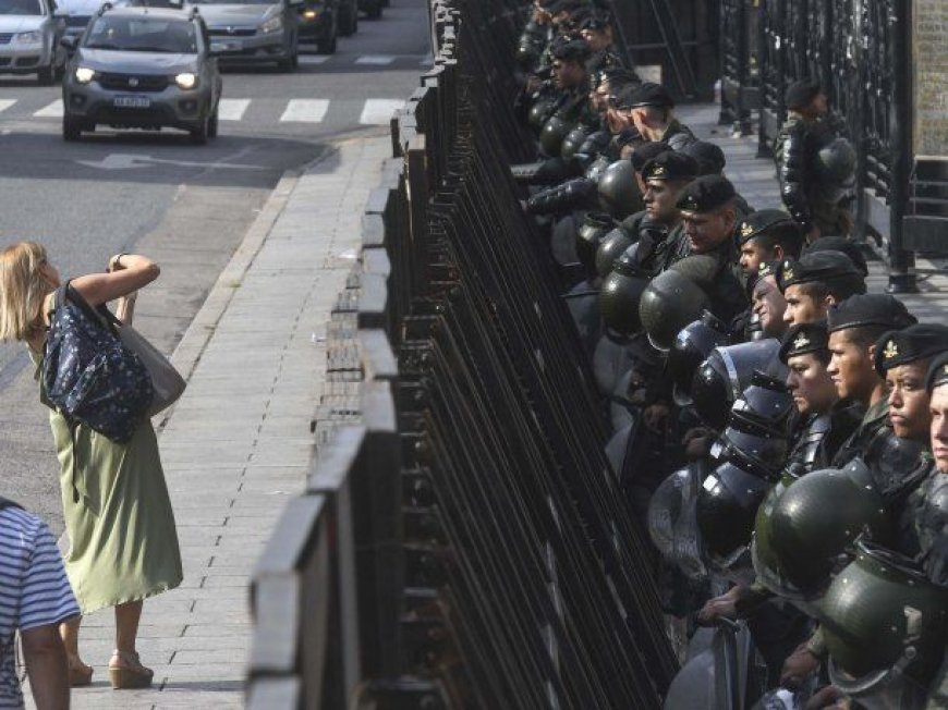 El Gobierno Nacional dispuso un aumento salarial para las fuerzas de seguridad federales