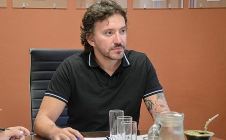 Del Frari: "Los Diputados que se fueron del acto están en contra de Salta, es una payasada lo que hicieron"