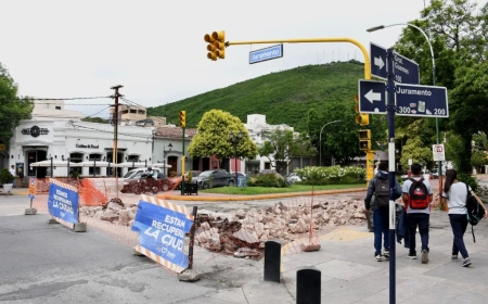 Ejecutan obras de hormigonado en el Paseo Güemes entre Juramento y Bicentenario