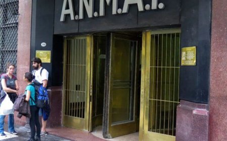 ANMAT prohibió la venta de una reconocida golosina y una serie de productos "keto"