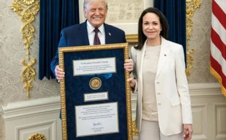 Donald Trump confirmó que recibió el Nobel de la Paz de María Corina Machado