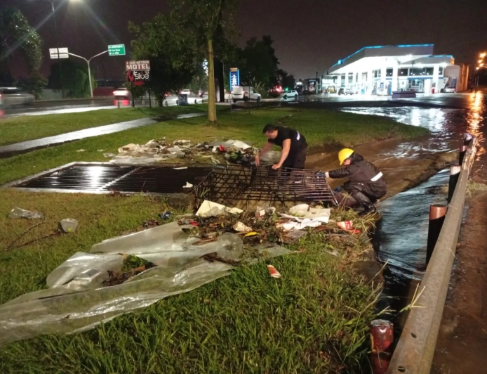 Continúa la alerta amarilla por lluvias: La Municipalidad trabaja para prevenir incidentes