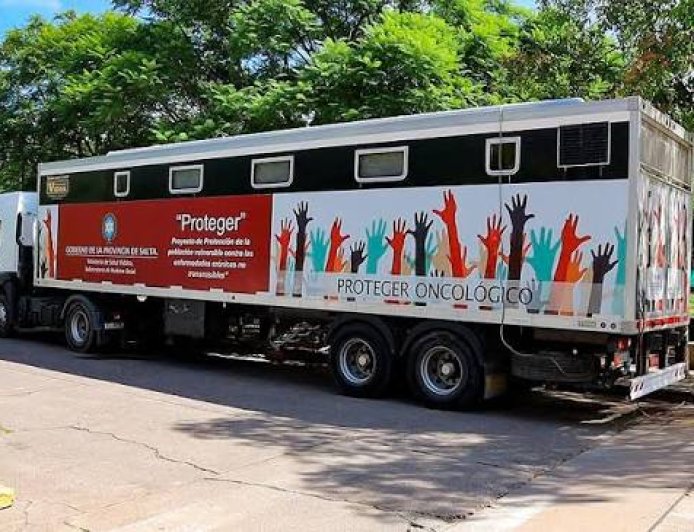 El móvil oncológico realizará mamografías y PAP hoy y mañana en la Ciudad de Salta