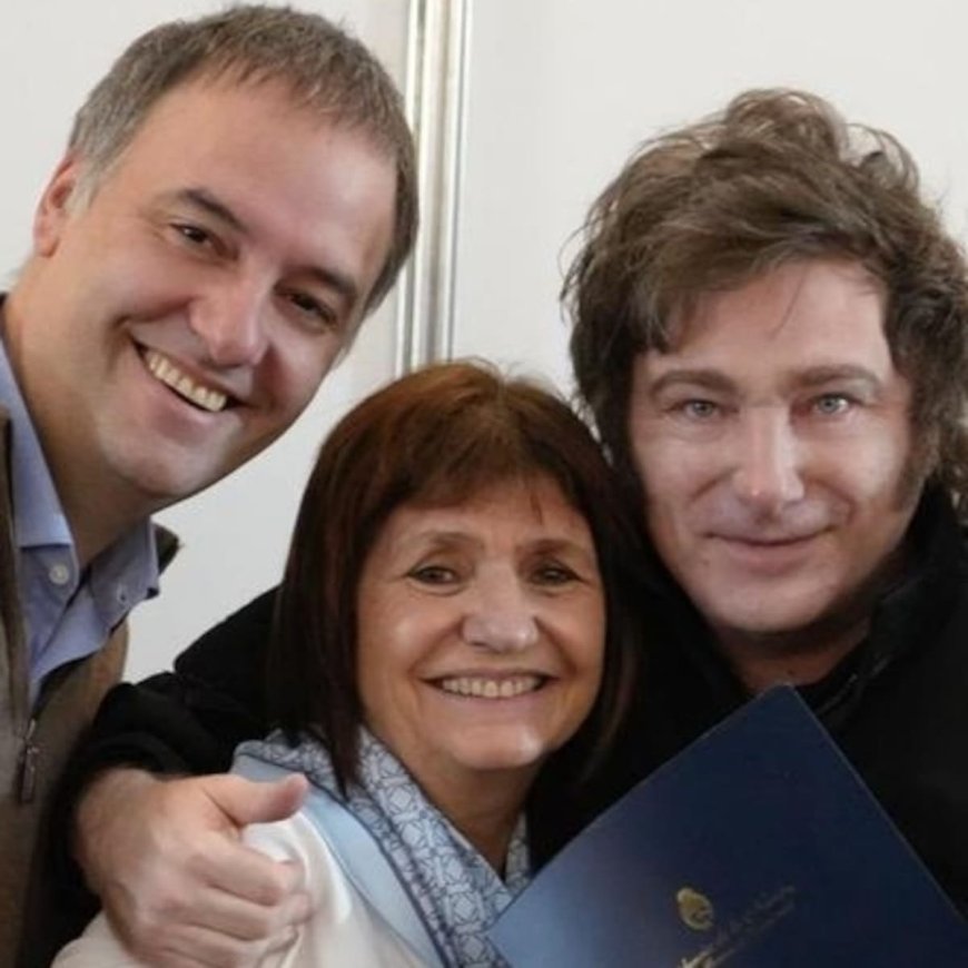 Milei amenazante tras presión de Patricia Bullrich a Manuel Adorni: "Lo tendrá que fumar o se va"