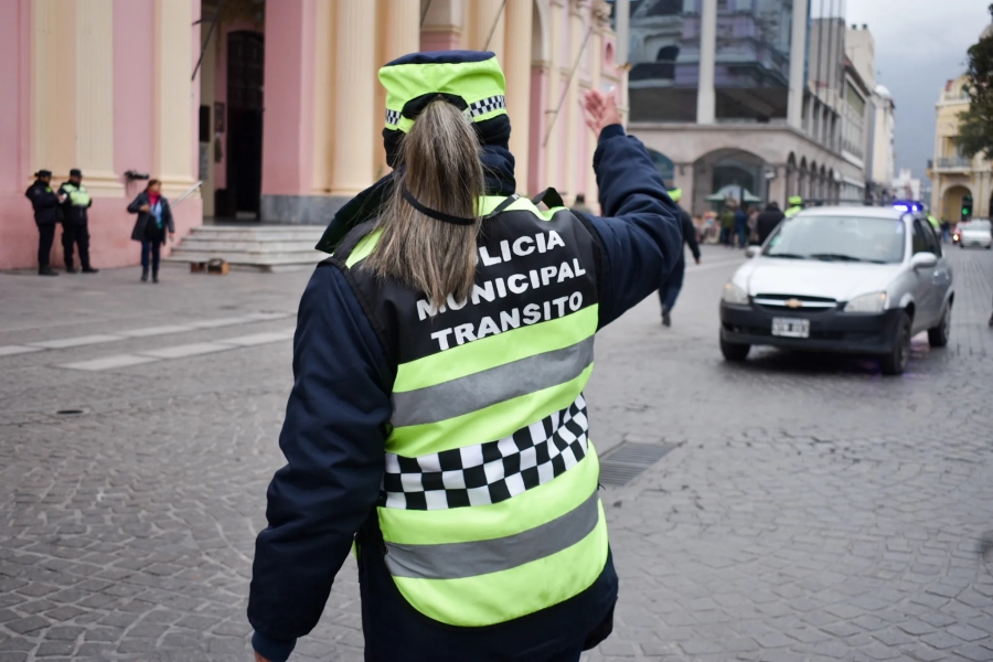 Operativo de tránsito por la entronización de las imágenes del Señor y la Virgen del Milagro