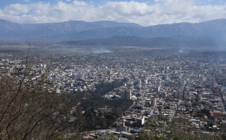 Rige un alerta por incendios forestales en la ciudad