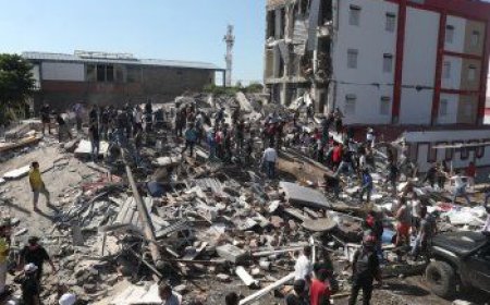 Tras el terremoto, el gobierno de Colombia declaró el estado de desastre nacional