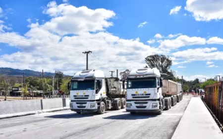 Realizaron la prueba de carga sobre el nuevo puente de Vaqueros