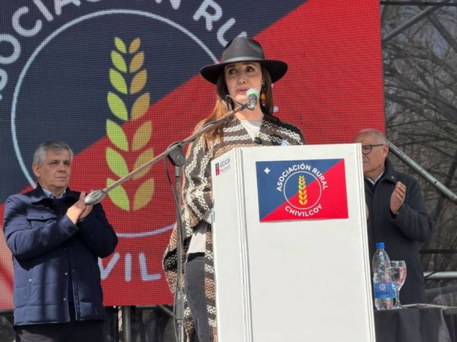 Victoria Villarruel volvió a criticar el modelo económico de Milei y reclamó "mejorar los salarios"